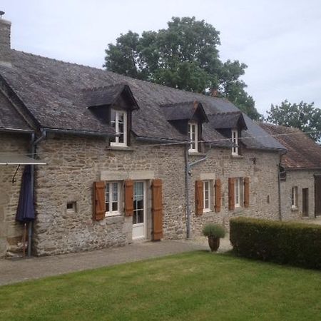 La Grange Ô Belles Acomodação com café da manhã Champfrémont Exterior foto